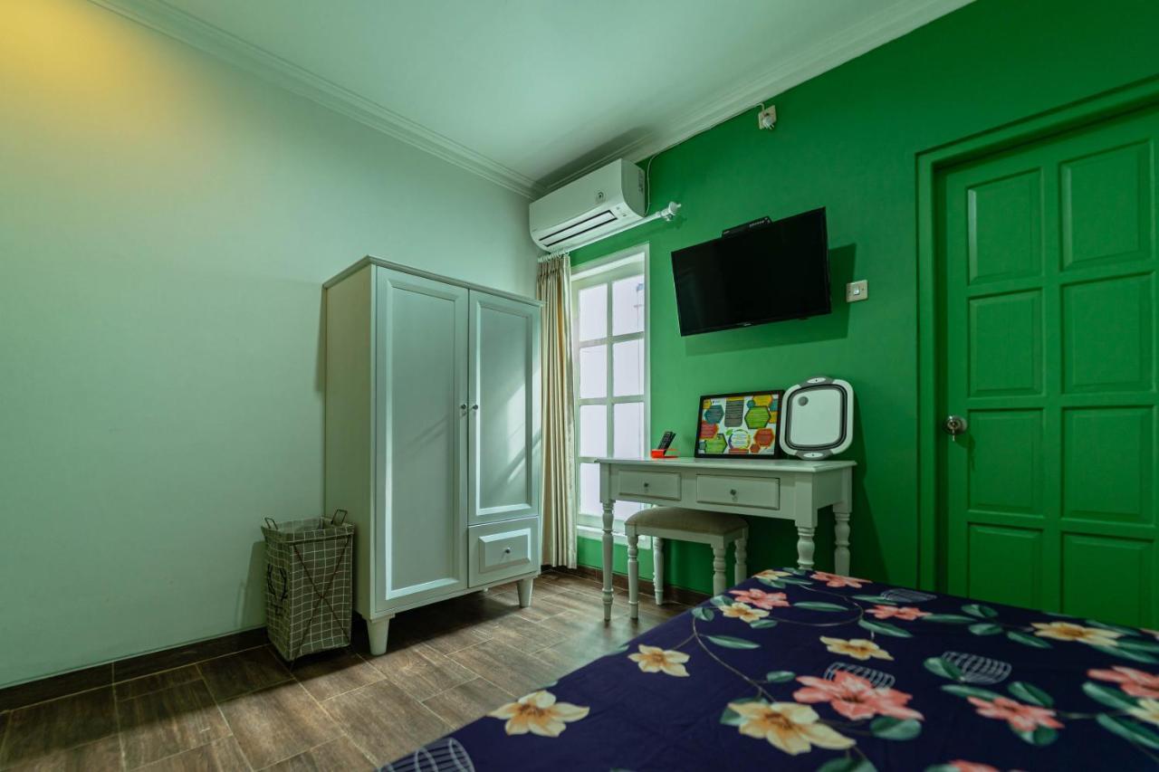Casa De Louvre 3 Hostel Pakem Екстериор снимка